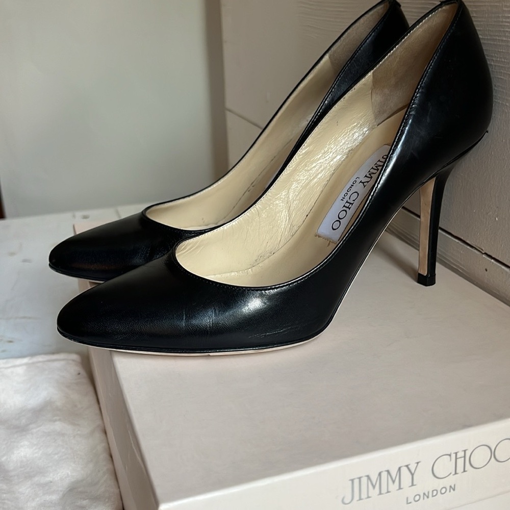 Jimmy Choo Black Women's Pumps